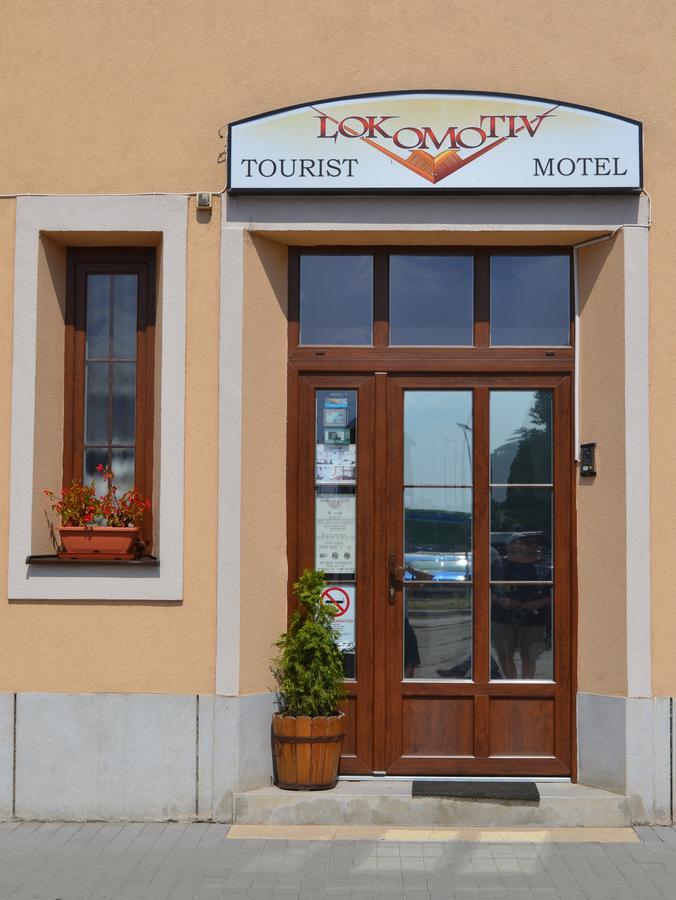 إغير Lokomotiv Motel المظهر الخارجي الصورة