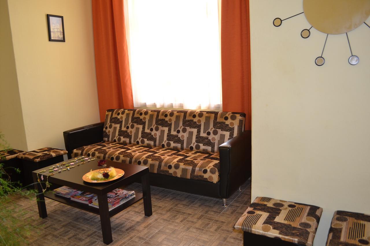 إغير Lokomotiv Motel المظهر الخارجي الصورة
